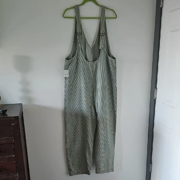 ●●FREE PEOPLE "HIGH ROLLER" OVERALLS/JUMPSUIT SIZE L NWT●● - Picture 7 of 10